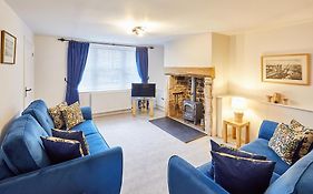 Host & Stay - Kenmore